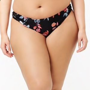 Plus size floral geocutout bikini bottom